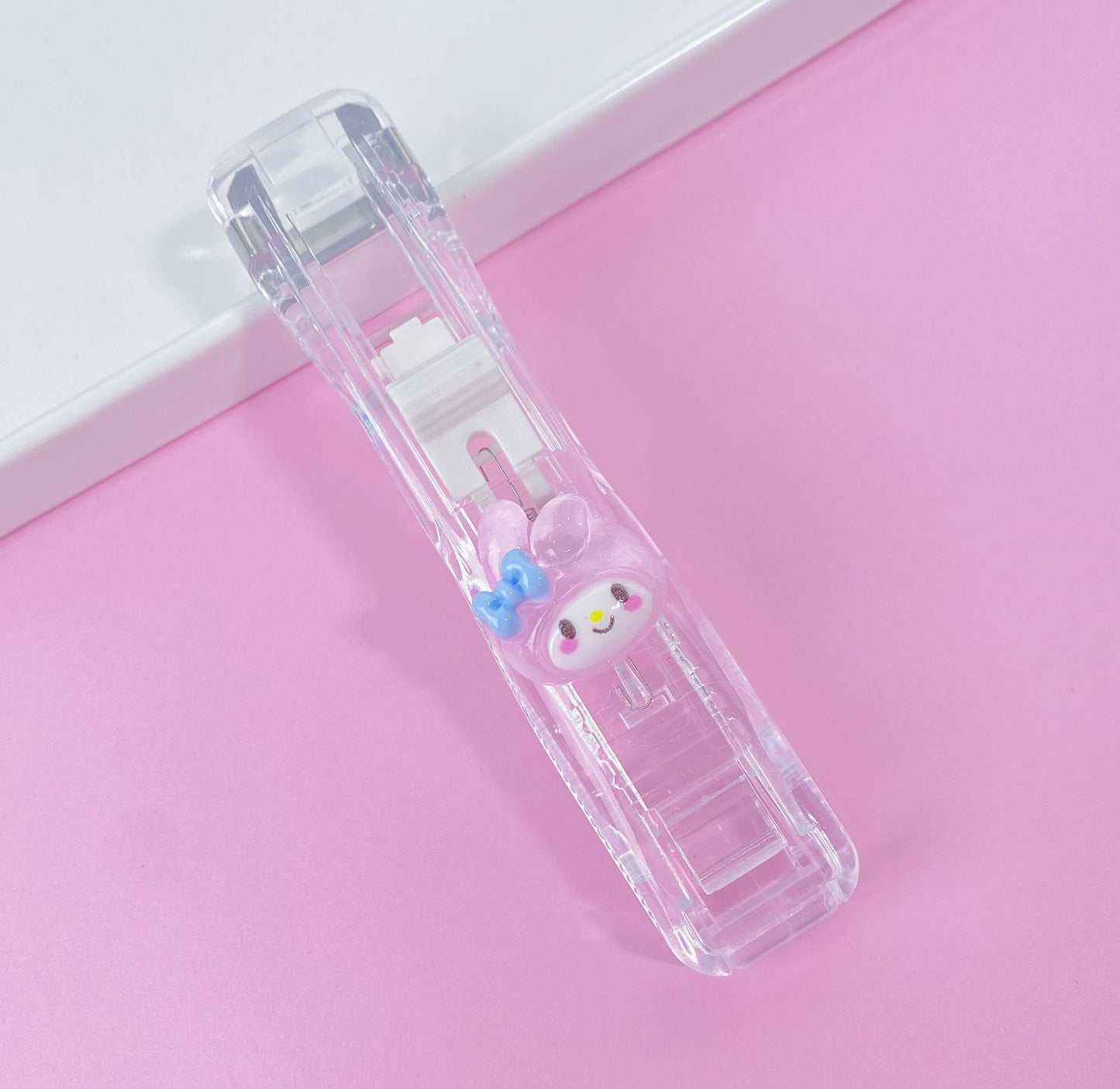 Clam Clip Dispenser