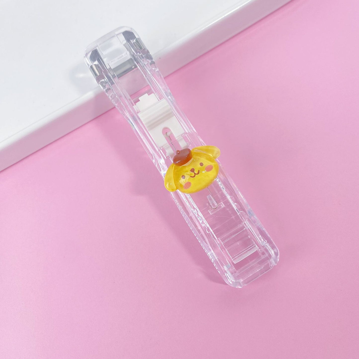 Clam Clip Dispenser
