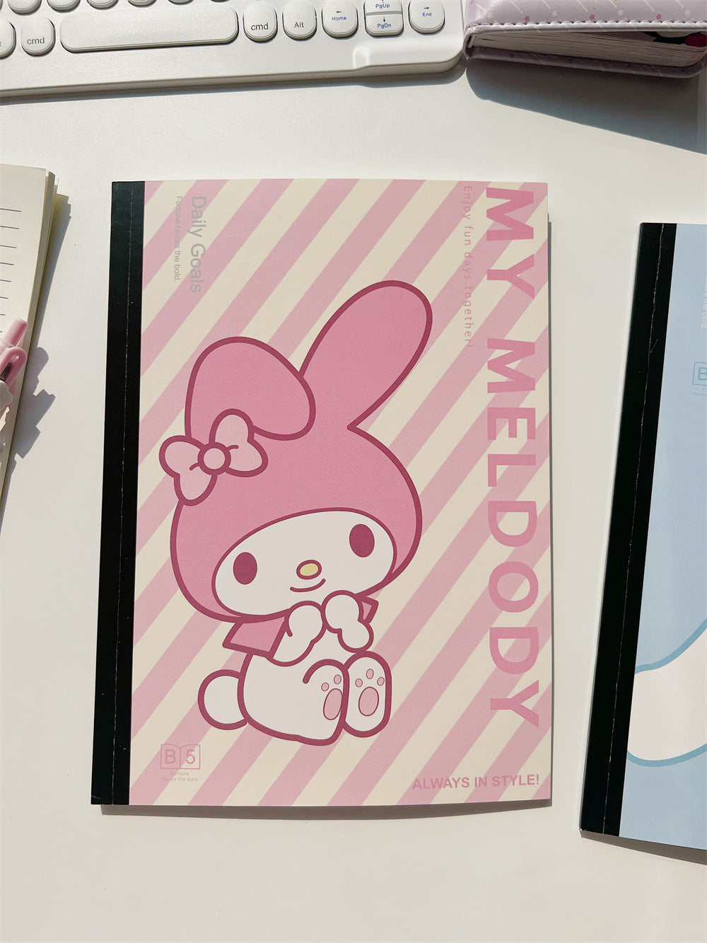 Cute Notebook - B5 - 7 mm Ruled